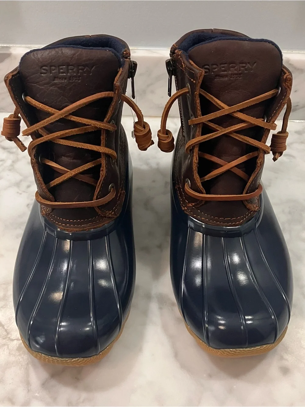 SPERRY Navy and Brown waterproof Duck Boots size 5M NWOT Fall